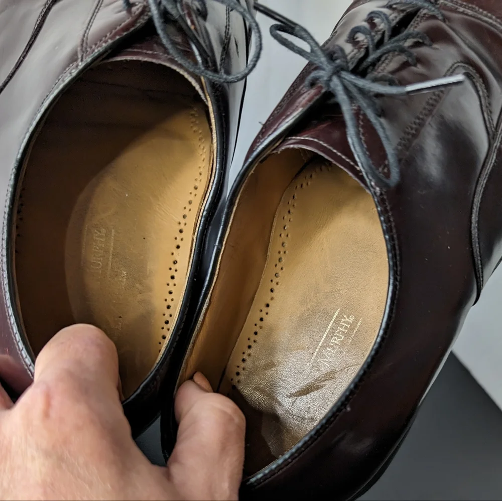 Johnston & Murphy 9.5 lace up Cherry Wood leather classic oxfords‎